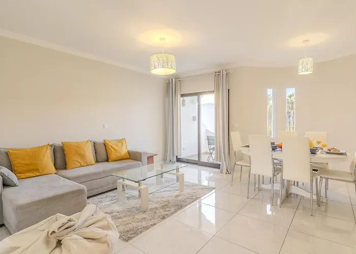#082 Family Apartment Sao Rafael Beach Apartman Albufeira